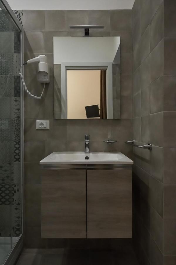 Casa Sciunzi - Elegant Guest House In Rome Termini Roma Exterior foto
